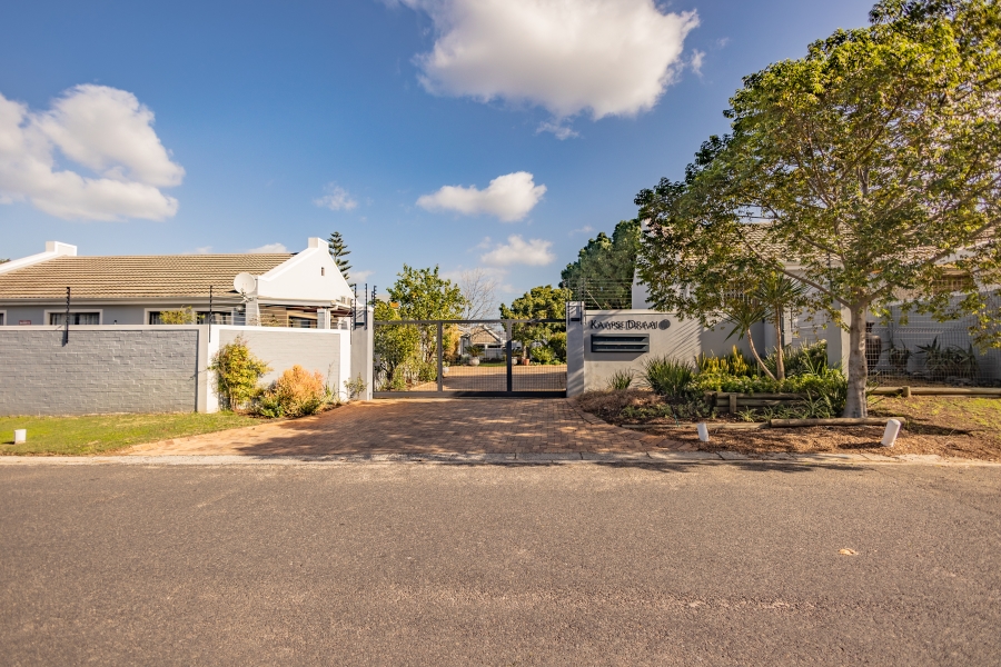 To Let 2 Bedroom Property for Rent in Ridgeworth Western Cape